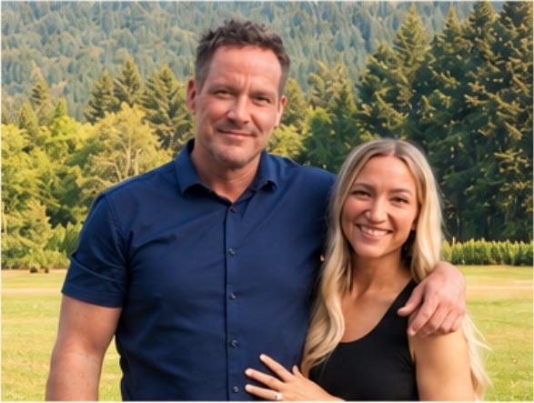 Amy and Jeremy Mason together outdoors
